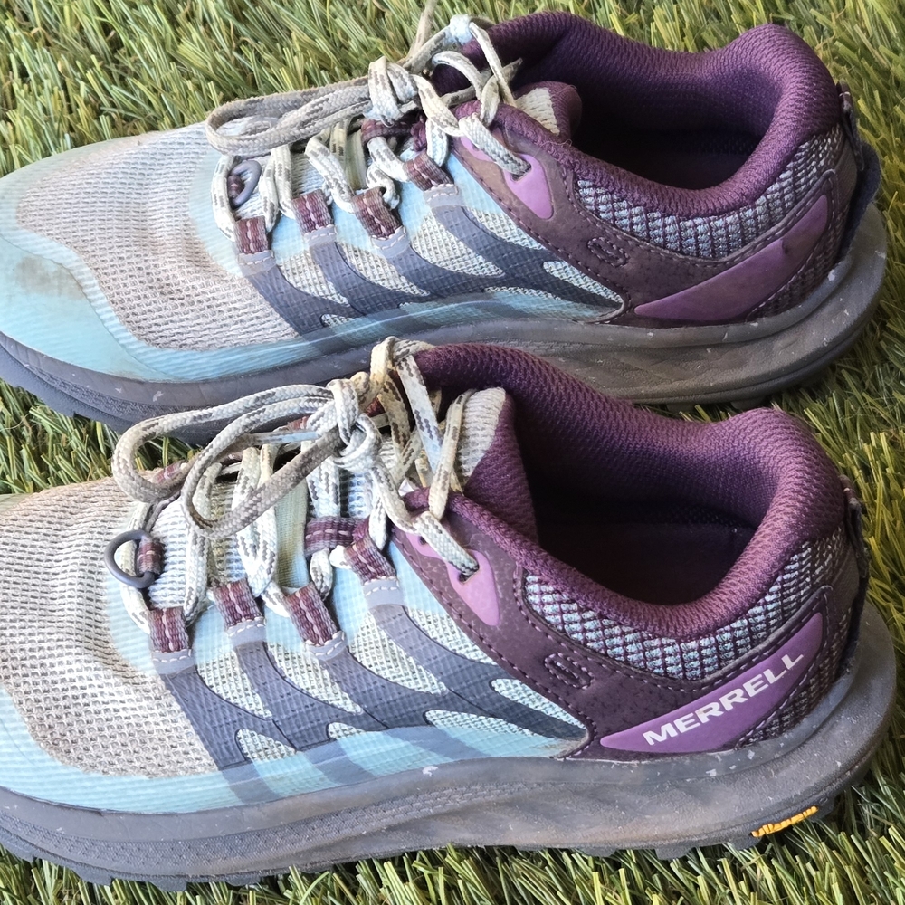 Merrell Women's Purple and Blue Athletic Shoes